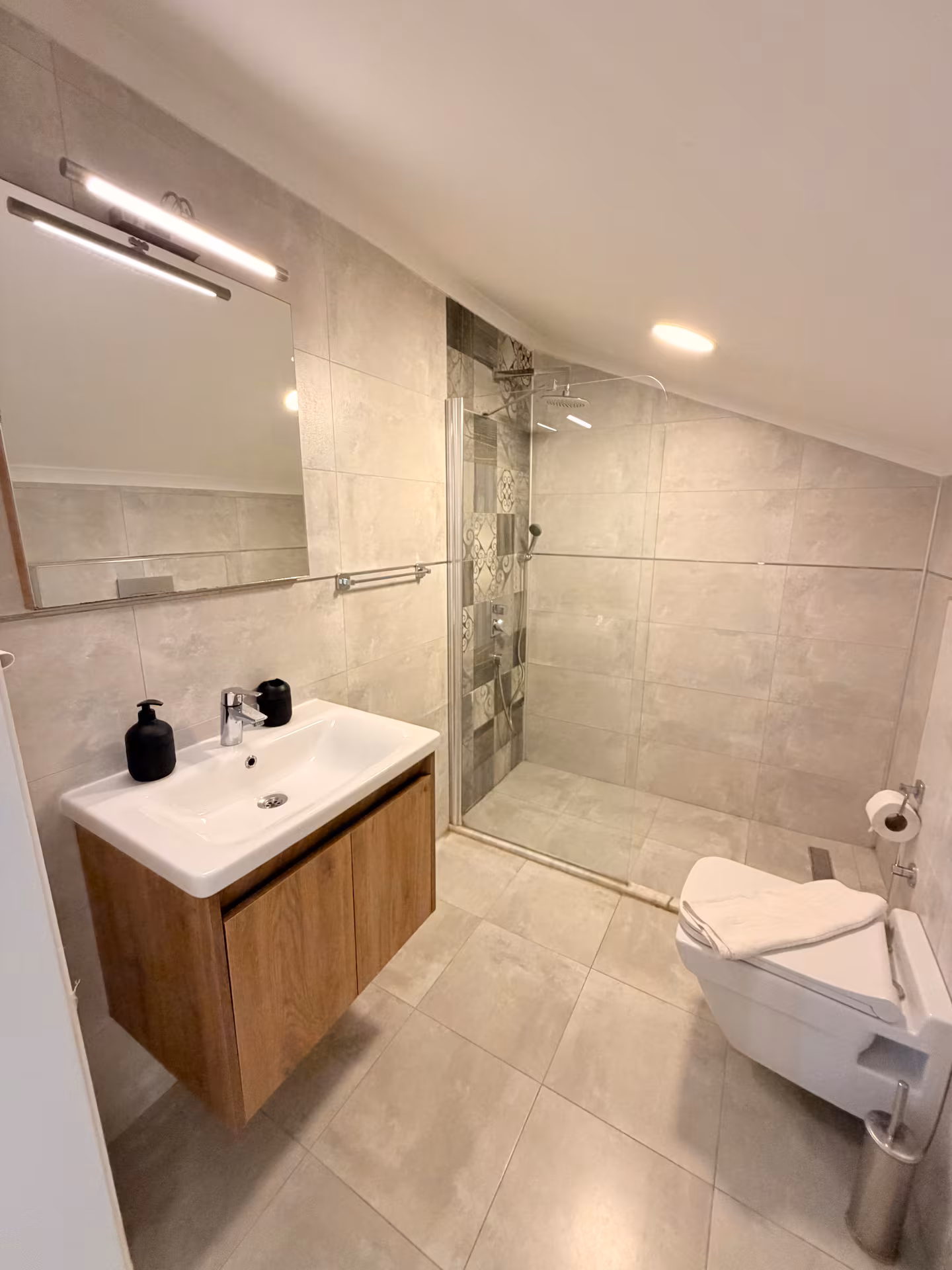Fethiye Ölüdeniz Kiralık Villa - Yatak Odası 4 Görünümü 21